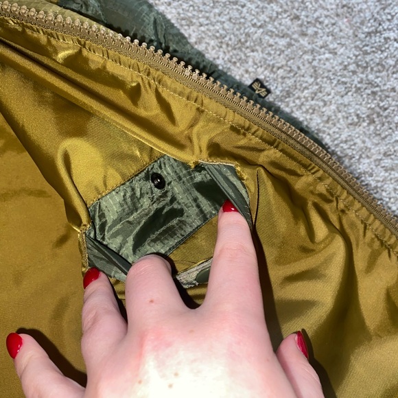 Alpha Industries Ally Bomber Jacket - Picture 11 of 16